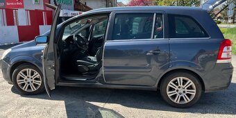 Opel zafíra