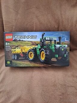 LEGO Technic 42136 John Deere 9620R 4WD Tractor