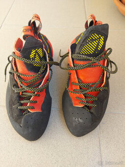 La sportiva testarossa lezecky