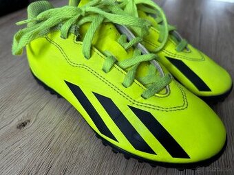 Detské turfy (kopačky) Adidas č. 31
