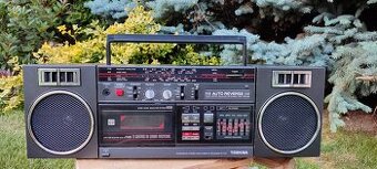 Radiomagnetofon Toshiba