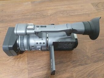 Predám Vdeokamera Sony HDR FX7 komplet aj krabica ajstatív