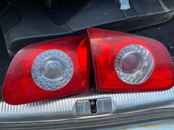 Kufrové svetlá Passat B6 Combi