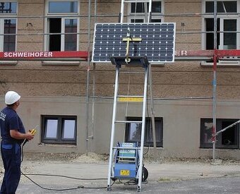 Výťah na prepravu solárnych panelov GEDA - Solarlift 250