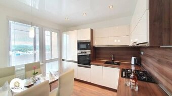 PREDAJ | 2 izbový ZARIADENÝ byt 60 m² s LOGGIOU, okamžité bý