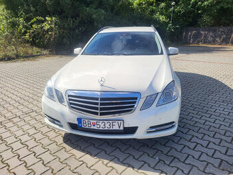 Predám Mercedes-Benz E350, W212, 4matic, 2012 Kombi