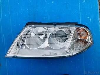 Predné svetlo  Passat B5