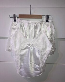 Damske oblečenie veľkosť M