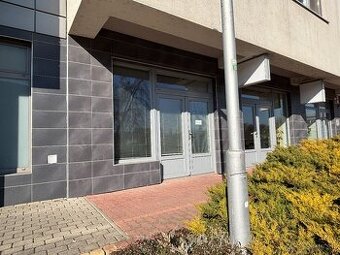 Na prenájom obchodné priestory s výkladom