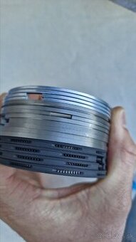 Piestne kruzky skoda 1203 original