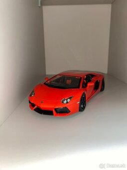 Lamborghini Aventador