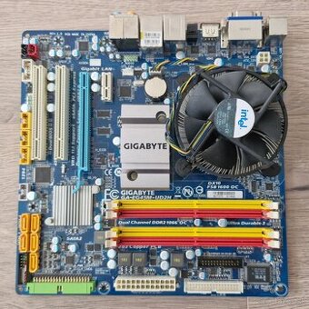 Gigabyte GA-EG45M-UD2H