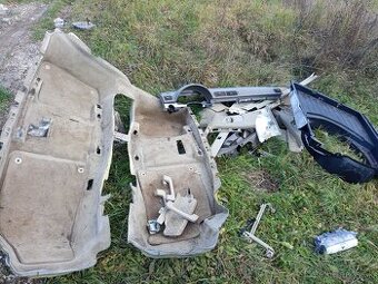 Interier Audi A4B7 lacno