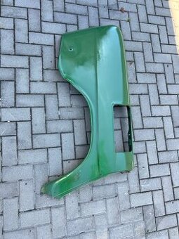 Blatníky Škoda 100