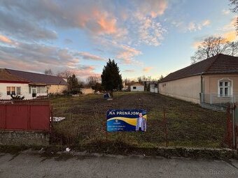 Prenájom pozemku v Šuranoch - 1