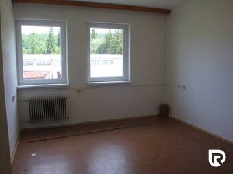 RADO | Na prenájom administratívny priestor, 20 m2, Púchov