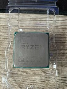 AMD RYZEN 7 2700X - 1