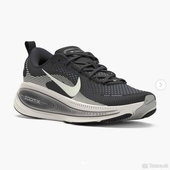 Nike VOMERO 18 NOVÉ