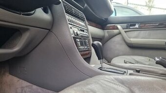 Audi a6 c4 sedan interier