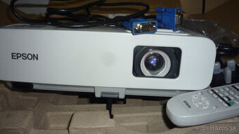 Predam EPSON Projektory Funkcny lebo Lámpa vyhorené