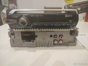 Predám Funkčné rádio SONY