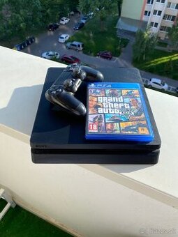 PS4