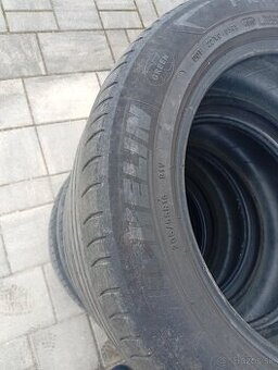 darujem za odvoz letne pneumatiky 205/55 R16 Michellin 3-4mm