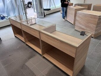 Predám obslužné pulty do obchodu - NOVE