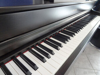 Digitálne piano, klavír YAMAHA CLP 635
