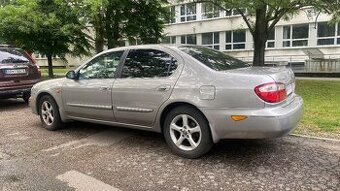 Nissan Maxima QX