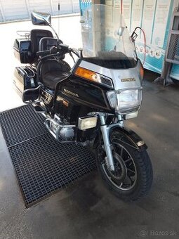 Krásny Honda Goldwingu gl1200 Interstate po servise komplet.