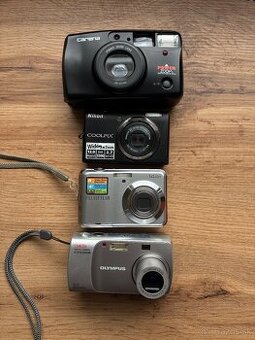 Digitálne fotoaparáty/analóg