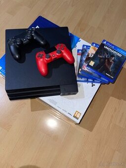 PlayStation 4 pro 1TB + 2 ovládači