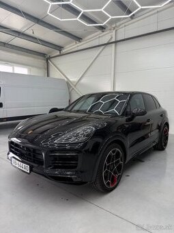 Predám Porsche Cayenne GTS