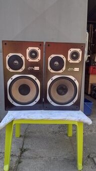 Predám reproduktory Hitachi HS-E40 cena 120 eur za pár.