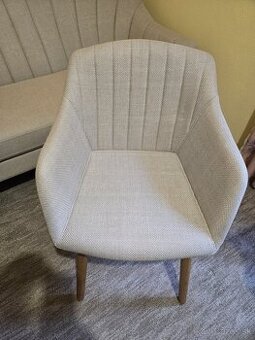 Kuchynské stoličky úplne nové