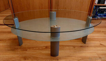 Konferenčný stolík-sklenený