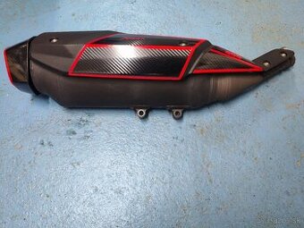 Výfuk Yamaha Xmax 400 2018