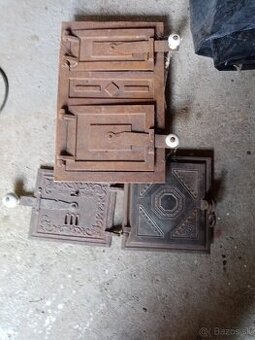 DVIERKA Kachlí. - 1