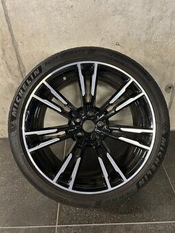 Originál BMW M5 F90 disk M706 s pneumatikou Michelin Pilot S
