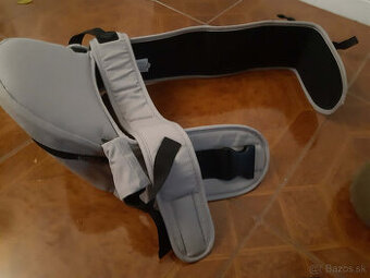 Nosič bedrové sedadlo