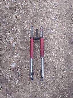 Predám prednú vidlicu na jawa 250,350 kývačka