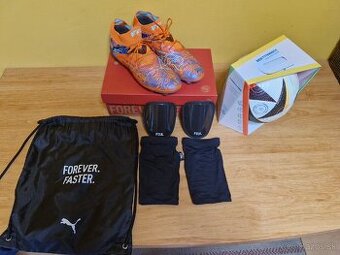 1.triedne kopačky (Neymar) +1.triedna lopta a Foul 🛡