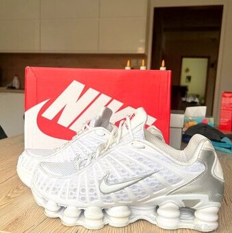 Nike shox TL