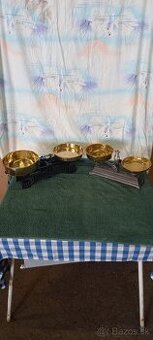 Dvojmisková liatinová vaha