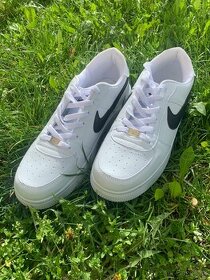 Nike Air Force 1 ‘85