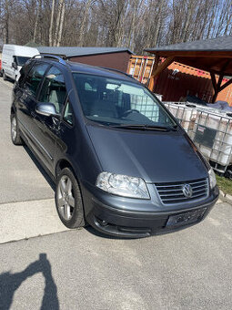 Volkswagen Sharan 2,0 TDI