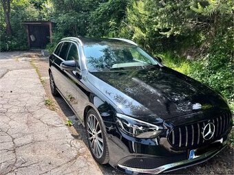 Mercedes benz E220d ,4matic