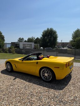 Chevrolett Corvette C6 cabrio kupená nova na SK.