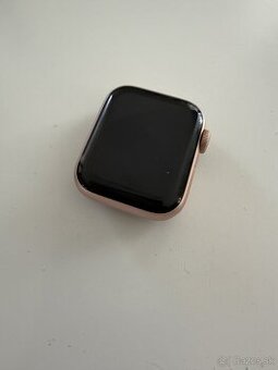 Apple Watch Series 4 42mm Rose Gold